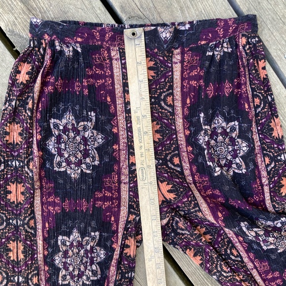 Boho KENDALL KYLIE Pant Capri Gaucho Shorts Wide Leg Black Red Purple Size Small - Picture 12 of 15